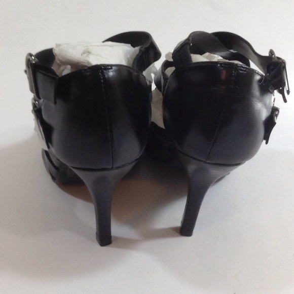 Delicious strappy sandals - Picture 5 of 8